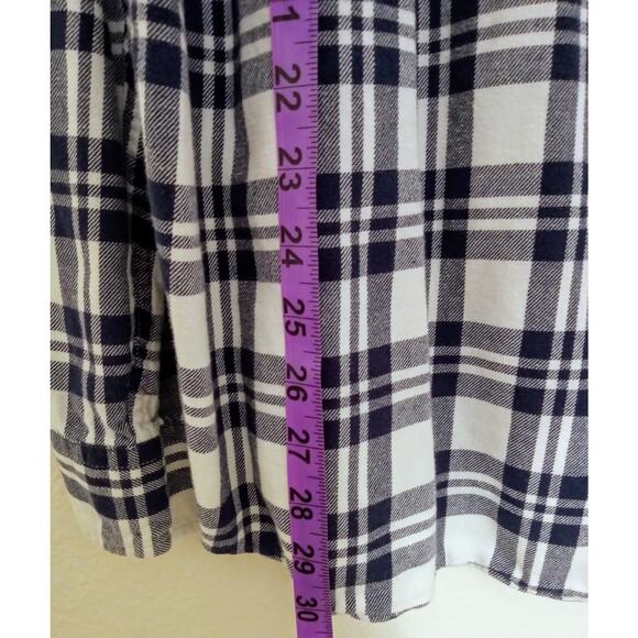 Upcycled CHAPS Flannel w/ Marilyn Monroe Patch — Handmade One-of-a-Kind SZ L - Picture 7 of 8